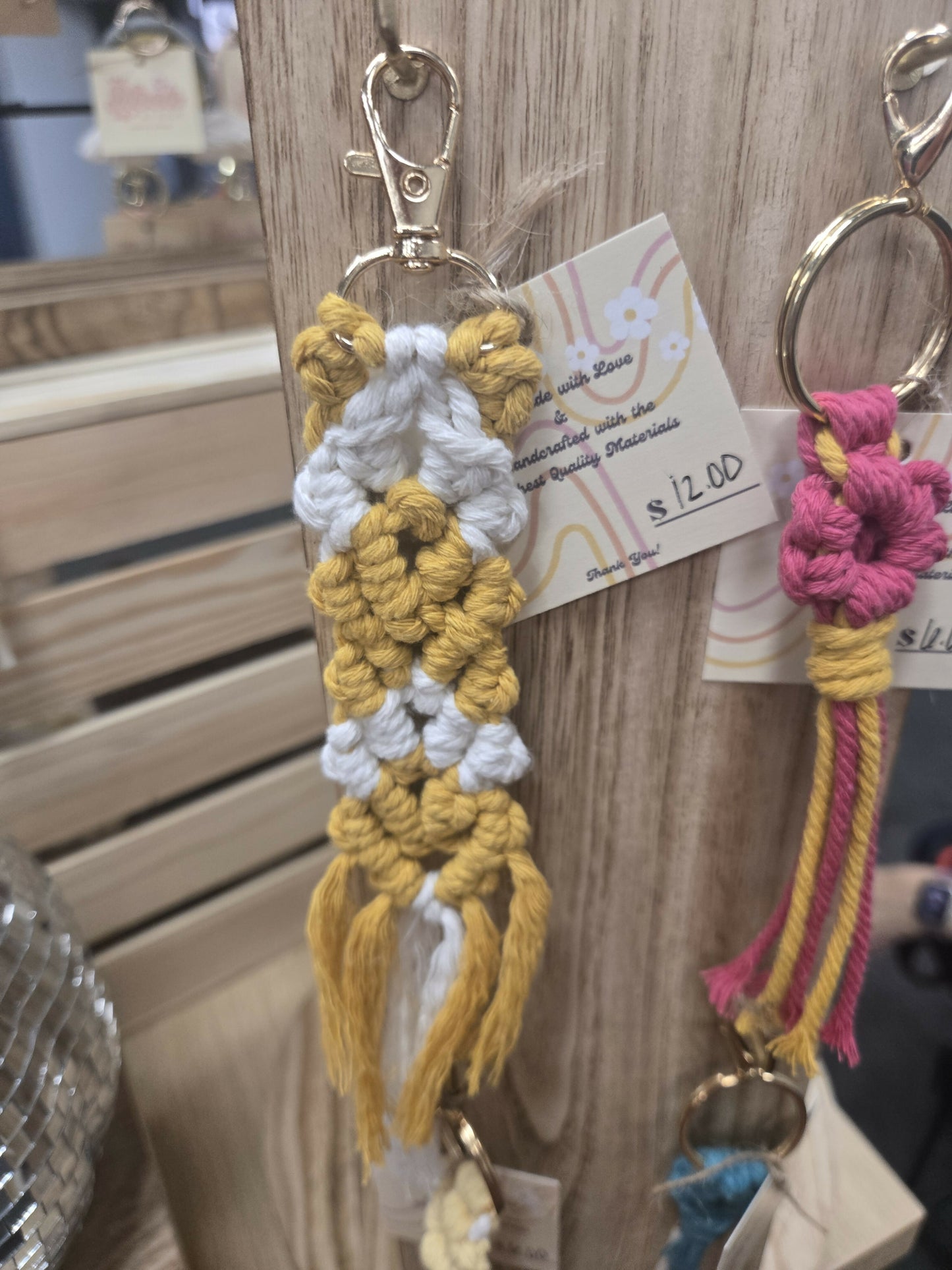 Detailed Keychain-Multi Color